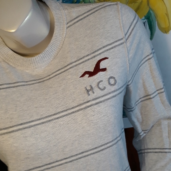 Hollister Top - Picture 4 of 5